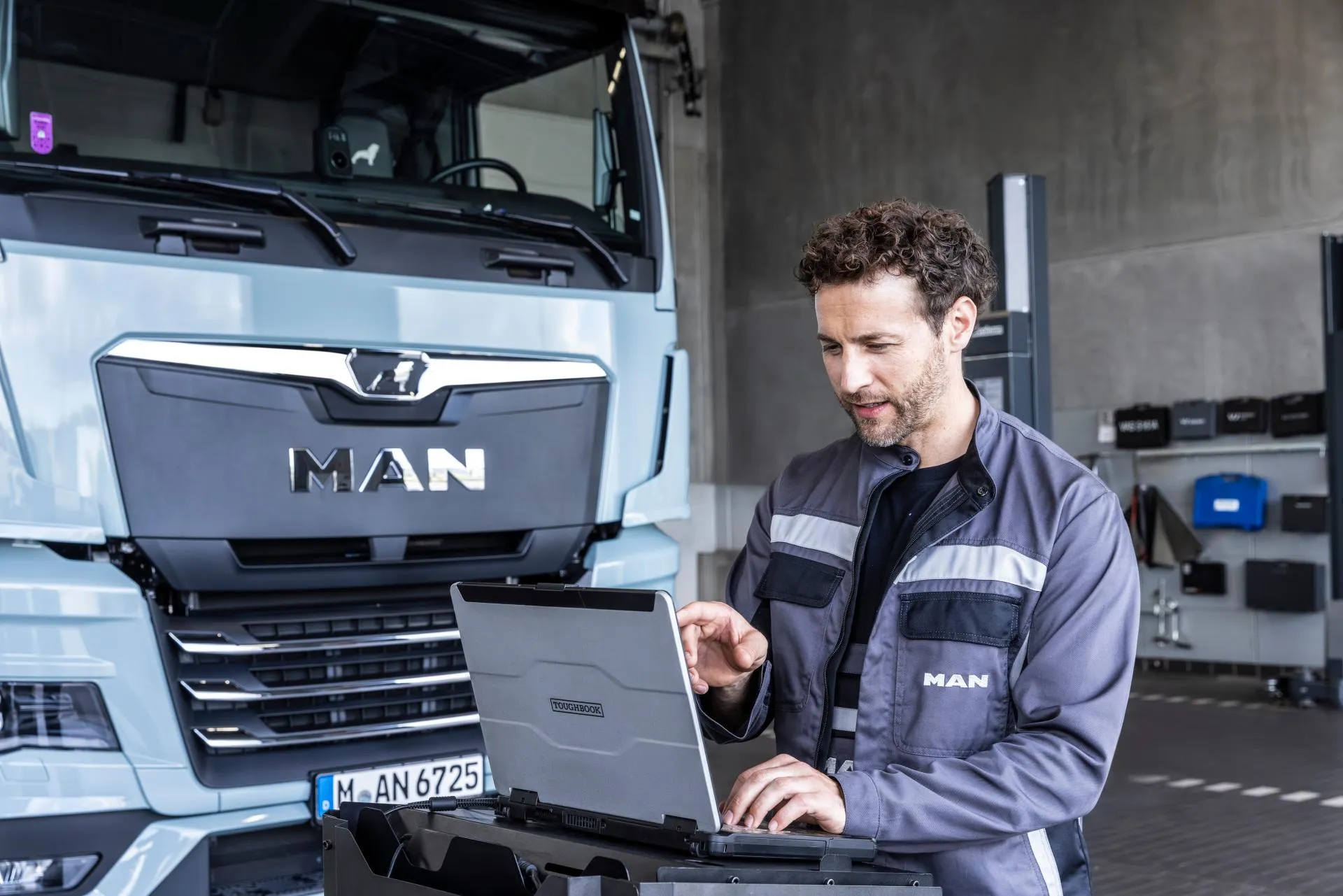 Automotive Electrician - Commercial Vehicle Technology (m/f/d)